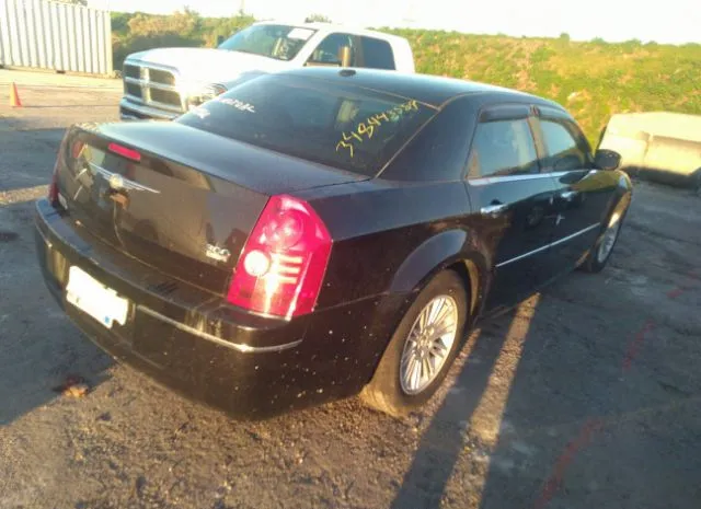 Photo 3 VIN: 2C3CA5CV8AH182773 - CHRYSLER 300 