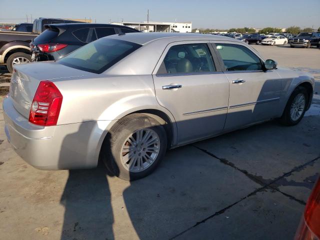 Photo 2 VIN: 2C3CA5CV8AH225427 - CHRYSLER 300 TOURIN 