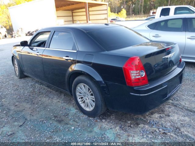 Photo 2 VIN: 2C3CA5CV8AH325589 - CHRYSLER 300 