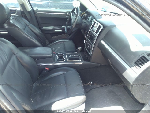 Photo 4 VIN: 2C3CA5CV9AH155243 - CHRYSLER 300 