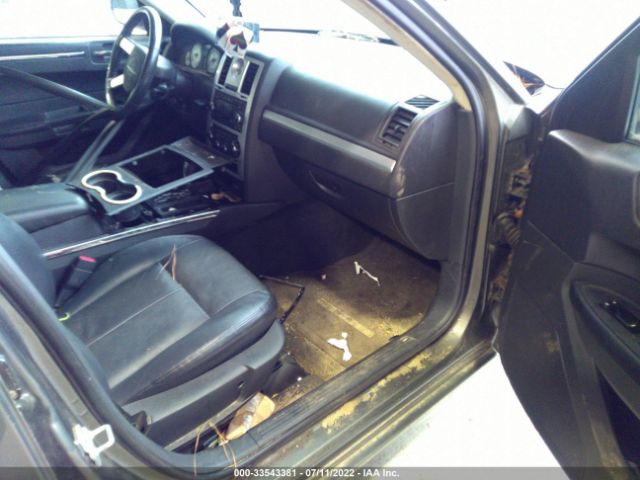 Photo 4 VIN: 2C3CA5CV9AH220835 - CHRYSLER 300 