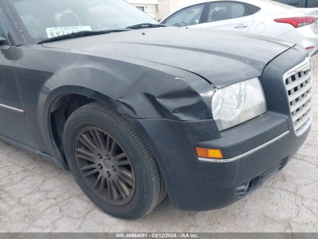 Photo 5 VIN: 2C3CA5CV9AH328128 - CHRYSLER 300 