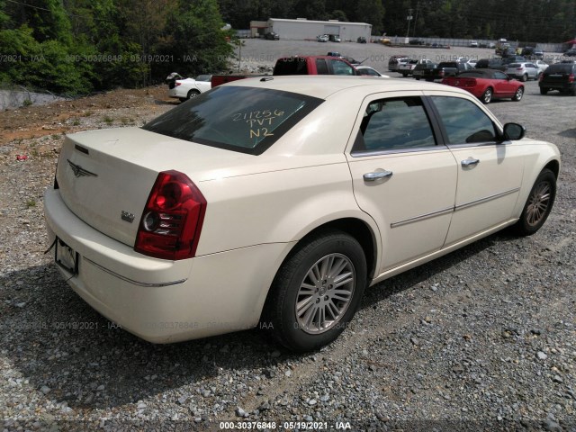 Photo 3 VIN: 2C3CA5CVXAH307157 - CHRYSLER 300 