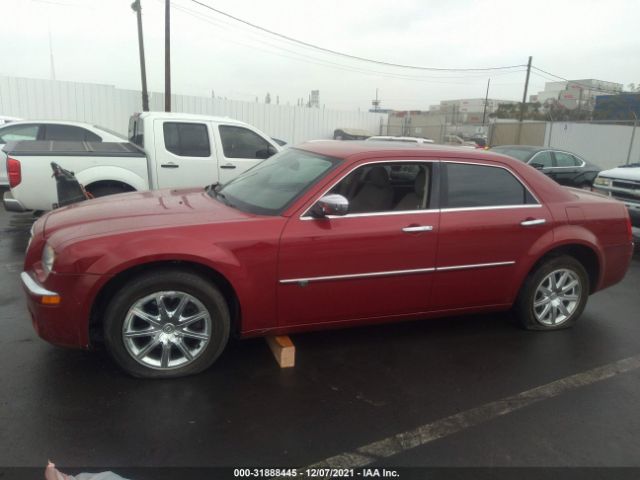 Photo 5 VIN: 2C3CA6CT0AH114570 - CHRYSLER 300 