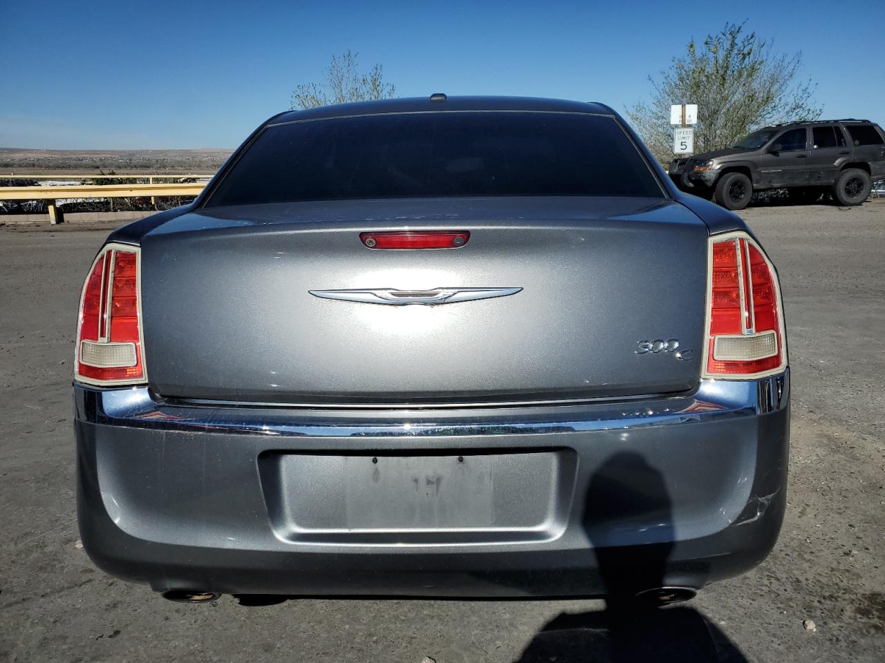 Photo 5 VIN: 2C3CA6CT2BH537927 - CHRYSLER 300 