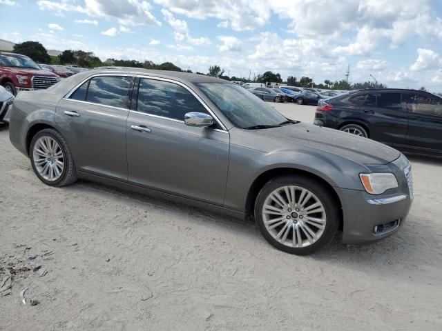 Photo 3 VIN: 2C3CA6CT2BH581121 - CHRYSLER 300 