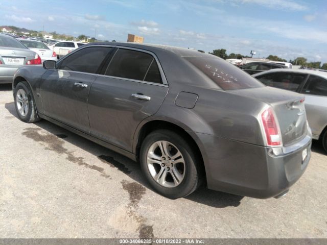 Photo 2 VIN: 2C3CA6CT4BH592136 - CHRYSLER 300 