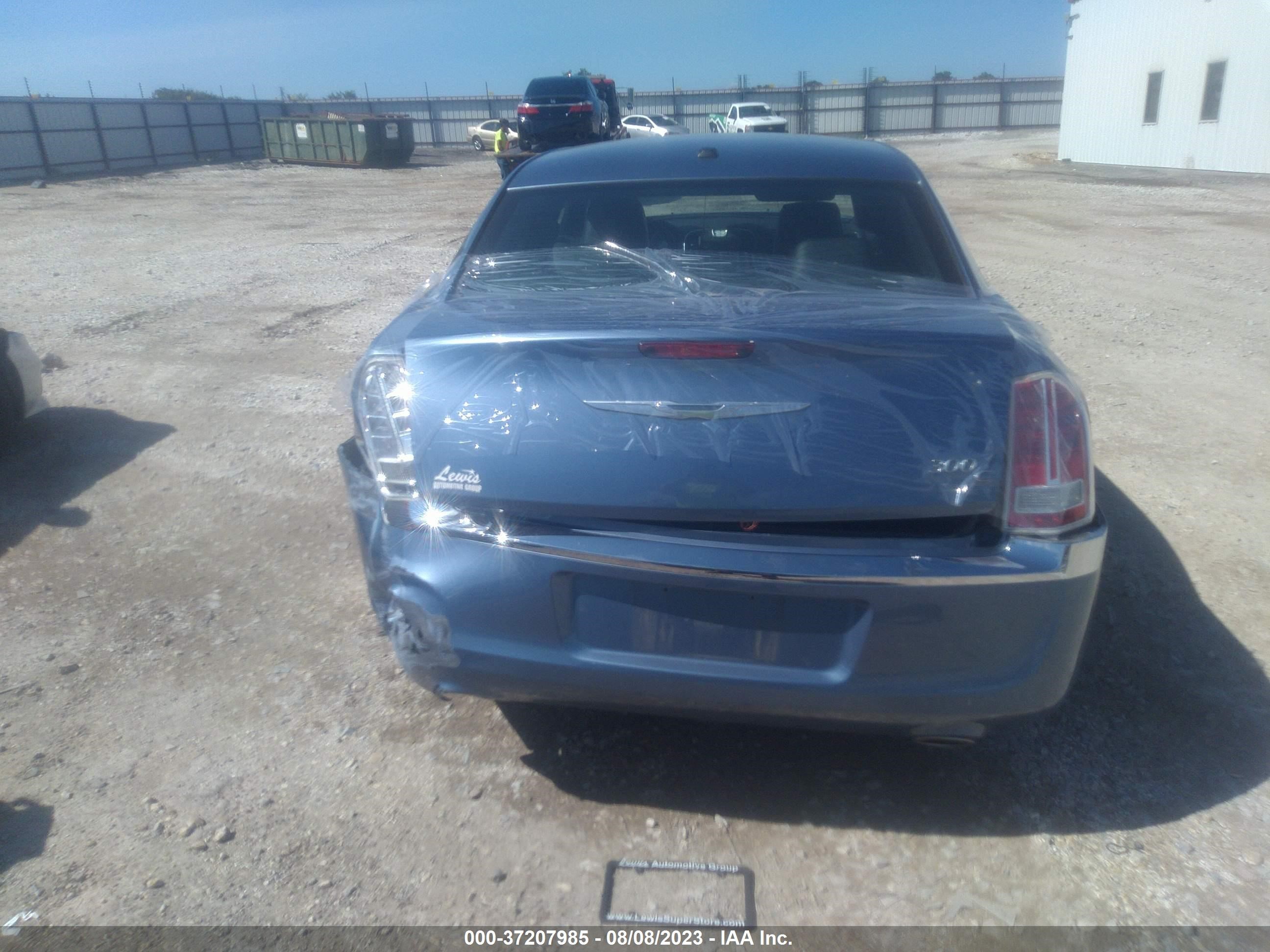 Photo 15 VIN: 2C3CA6CT5BH583011 - CHRYSLER 300 