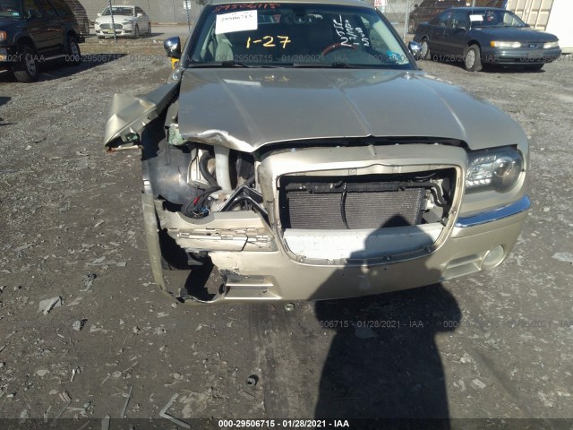 Photo 5 VIN: 2C3CA6CT7AH148392 - CHRYSLER 300 