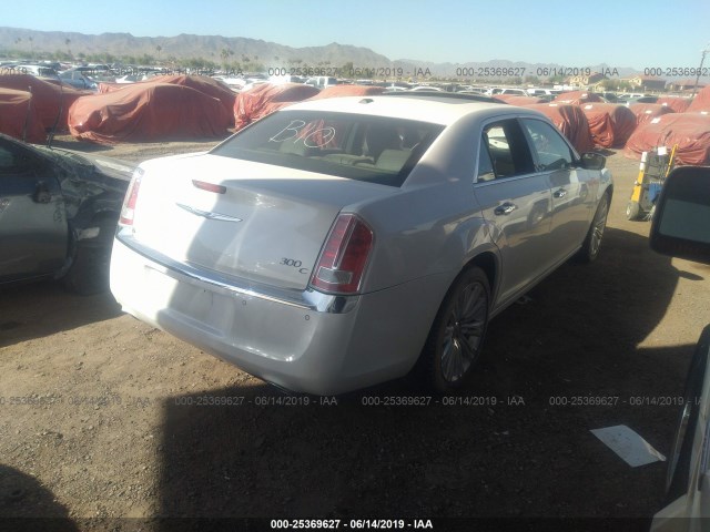 Photo 3 VIN: 2C3CA6CT7BH537762 - CHRYSLER 300 