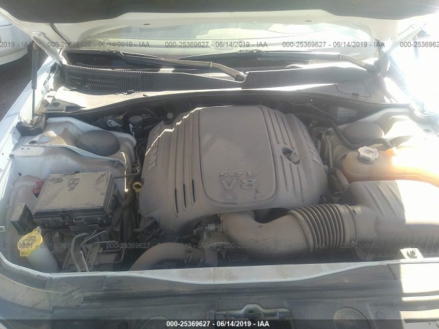 Photo 9 VIN: 2C3CA6CT7BH537762 - CHRYSLER 300 