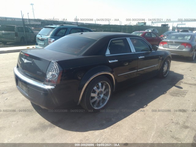 Photo 3 VIN: 2C3CA6CT8AH114574 - CHRYSLER 300 