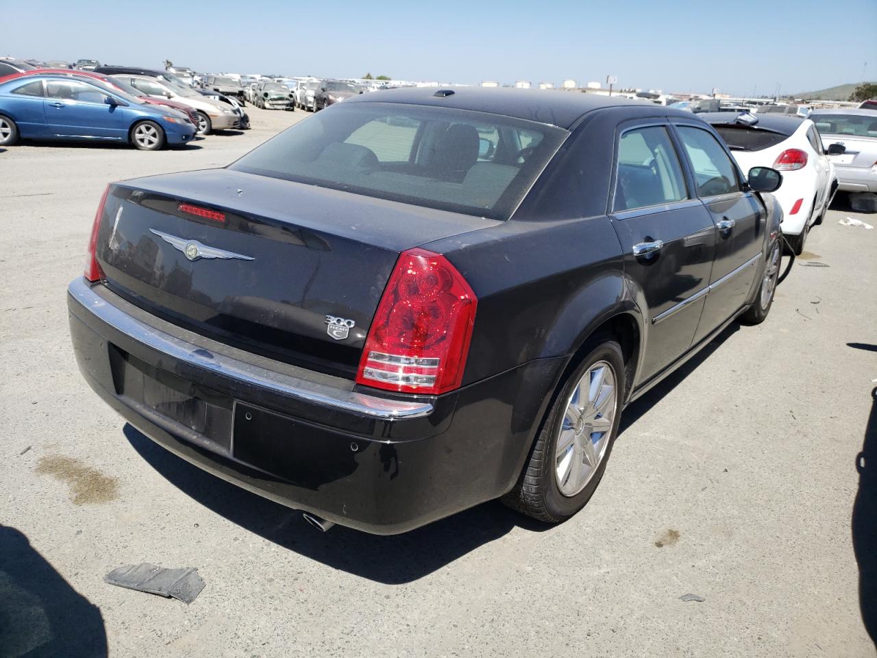 Photo 2 VIN: 2C3CA6CT8AH329730 - CHRYSLER 300 