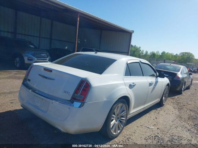 Photo 3 VIN: 2C3CA6CT9BH561335 - CHRYSLER 300C 