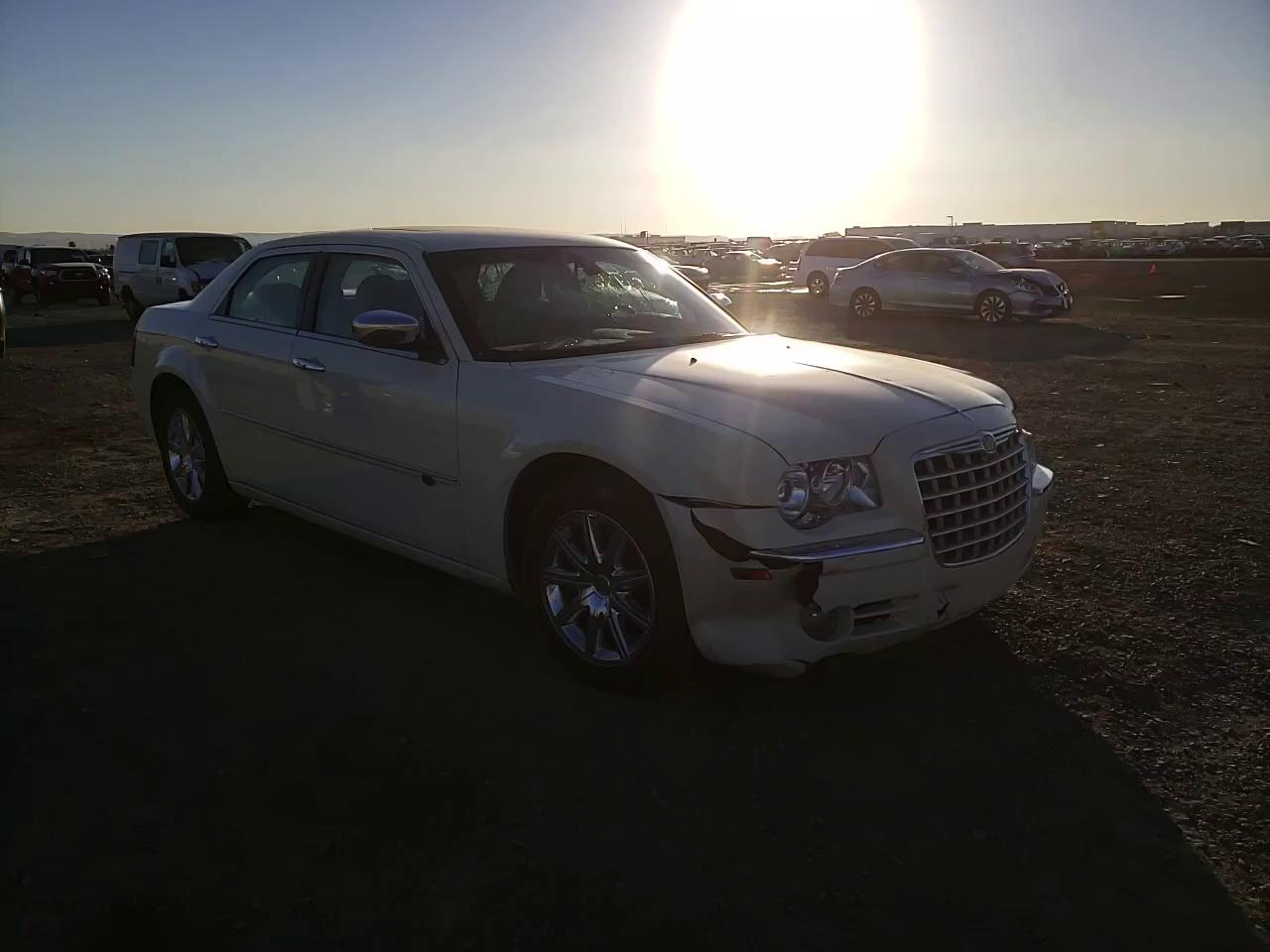 Photo 10 VIN: 2C3CA6CTXAH145213 - CHRYSLER 300C 