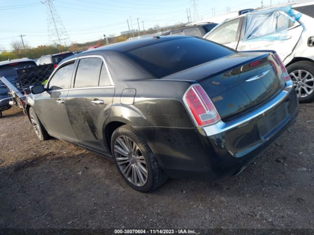 Photo 2 VIN: 2C3CA6CTXBH531597 - CHRYSLER 300C 