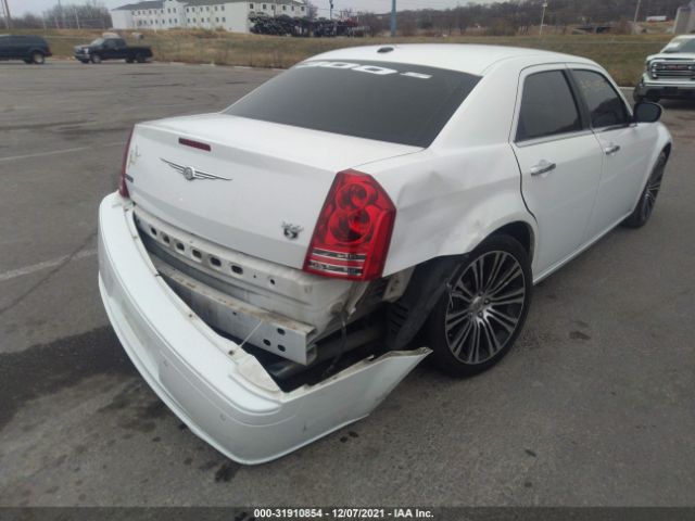 Photo 5 VIN: 2C3CA9CT0AH329433 - CHRYSLER 300 