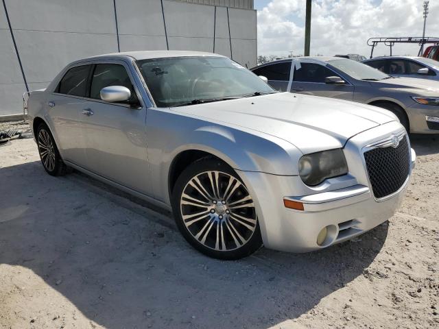 Photo 3 VIN: 2C3CA9CT5AH329654 - CHRYSLER 300 S 