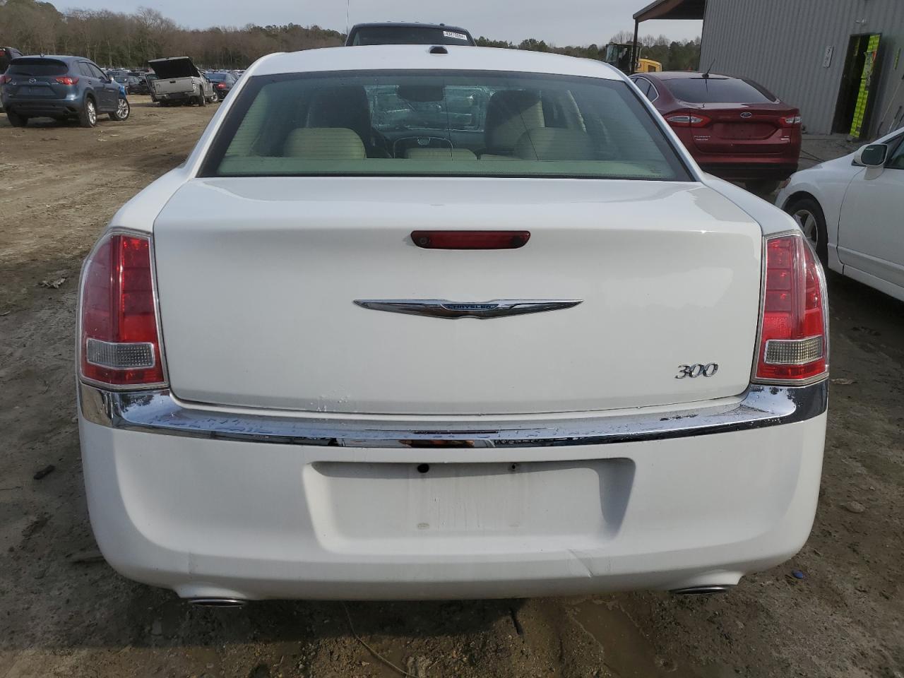 Photo 5 VIN: 2C3CCAAG0DH513731 - CHRYSLER 300 