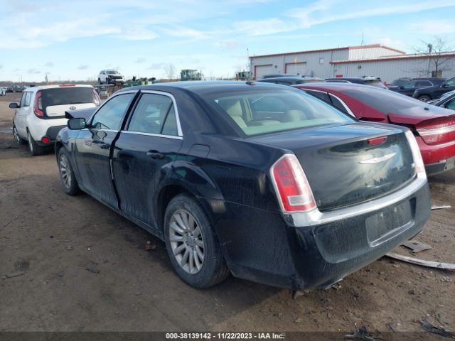 Photo 2 VIN: 2C3CCAAG0DH532649 - CHRYSLER 300 