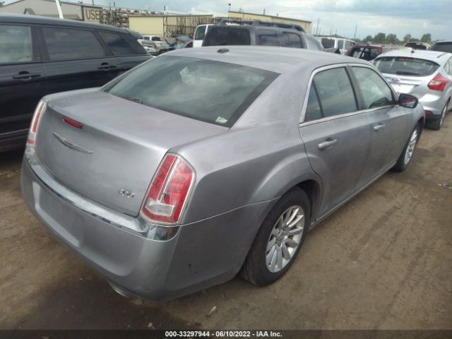 Photo 3 VIN: 2C3CCAAG0DH608936 - CHRYSLER 300 