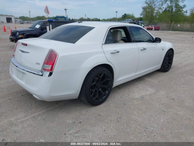 Photo 3 VIN: 2C3CCAAG0DH731751 - CHRYSLER 300 