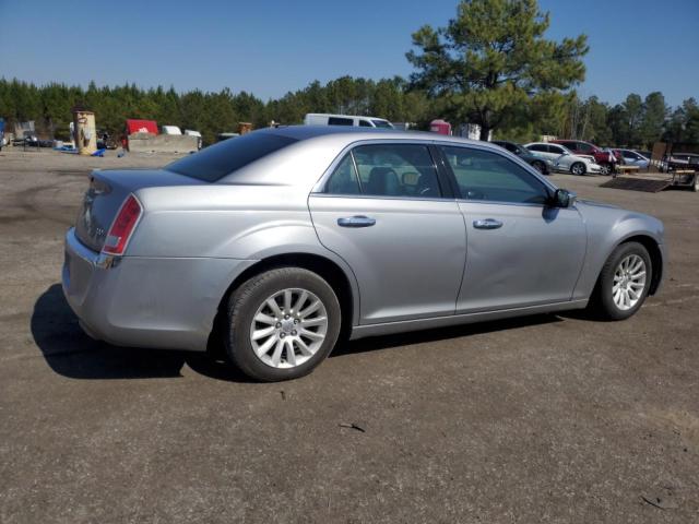 Photo 2 VIN: 2C3CCAAG0EH235737 - CHRYSLER 300 