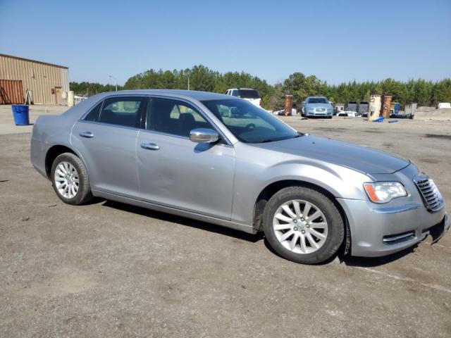 Photo 3 VIN: 2C3CCAAG0EH235737 - CHRYSLER 300 