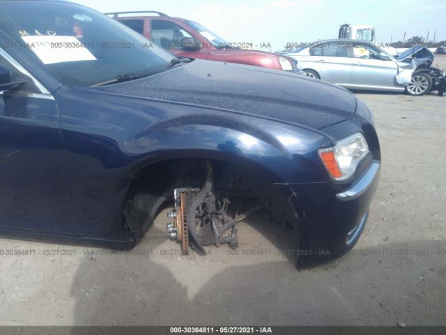 Photo 5 VIN: 2C3CCAAG0EH383080 - CHRYSLER 300 