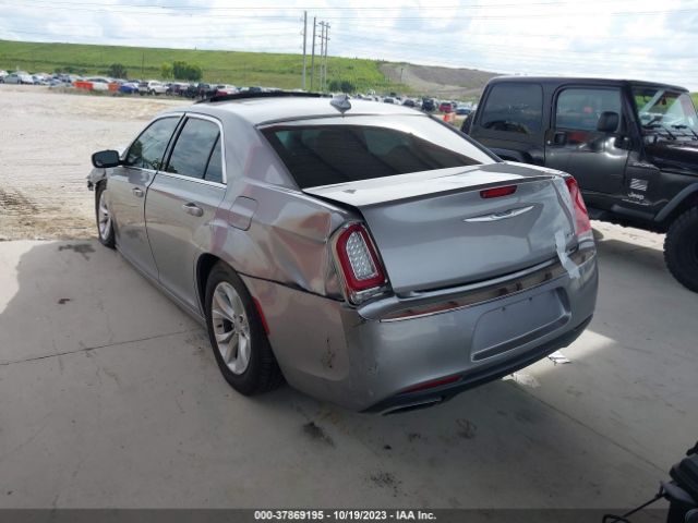 Photo 2 VIN: 2C3CCAAG0FH755048 - CHRYSLER 300 