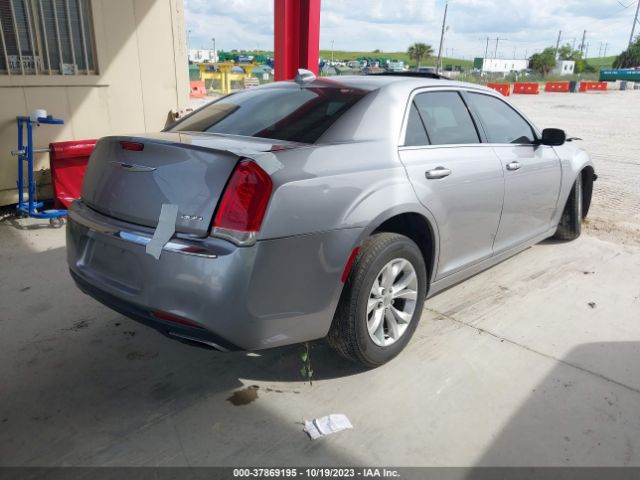 Photo 3 VIN: 2C3CCAAG0FH755048 - CHRYSLER 300 