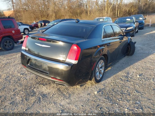 Photo 3 VIN: 2C3CCAAG0FH818391 - CHRYSLER 300 