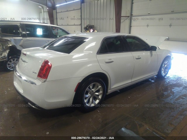 Photo 3 VIN: 2C3CCAAG0FH853755 - CHRYSLER 300 