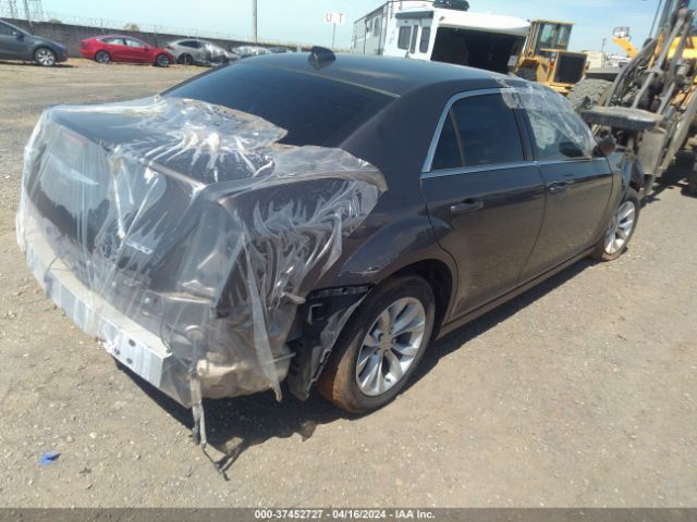 Photo 3 VIN: 2C3CCAAG0FH882351 - CHRYSLER 300 