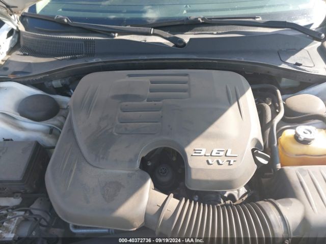 Photo 9 VIN: 2C3CCAAG0GH142087 - CHRYSLER 300 