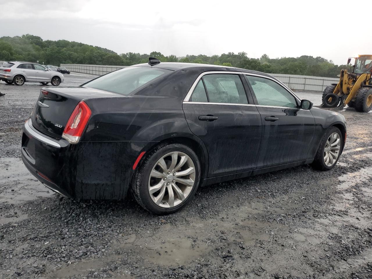 Photo 2 VIN: 2C3CCAAG0GH343925 - CHRYSLER 300 