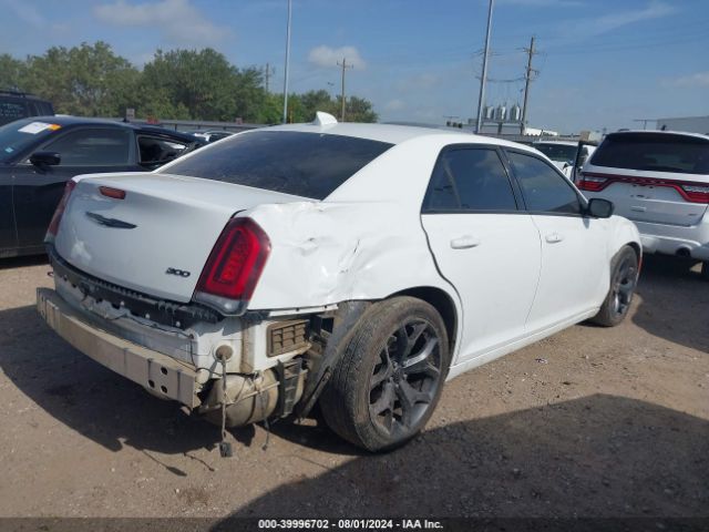 Photo 3 VIN: 2C3CCAAG0LH160227 - CHRYSLER 300 