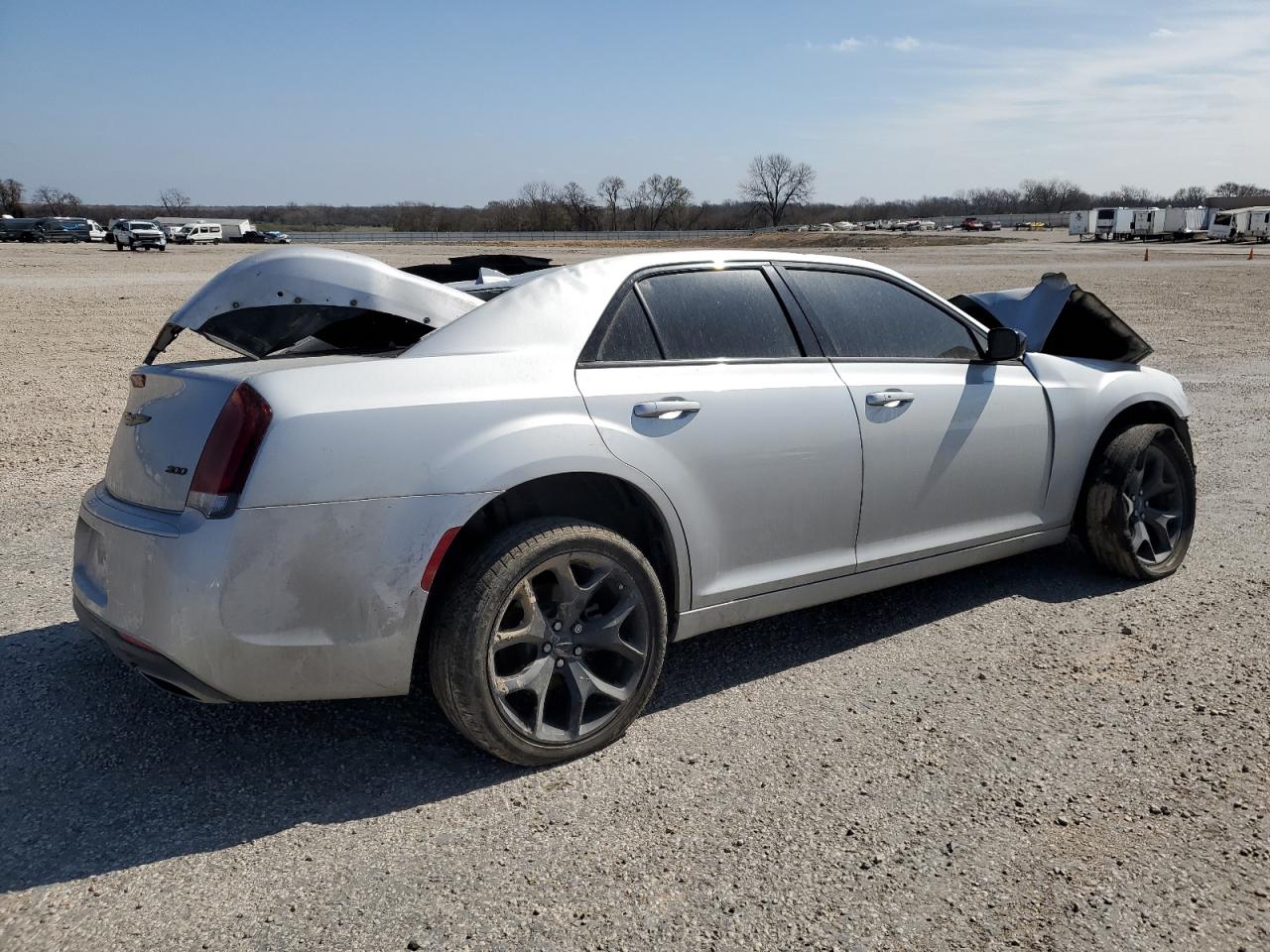 Photo 2 VIN: 2C3CCAAG0NH139686 - CHRYSLER 300 