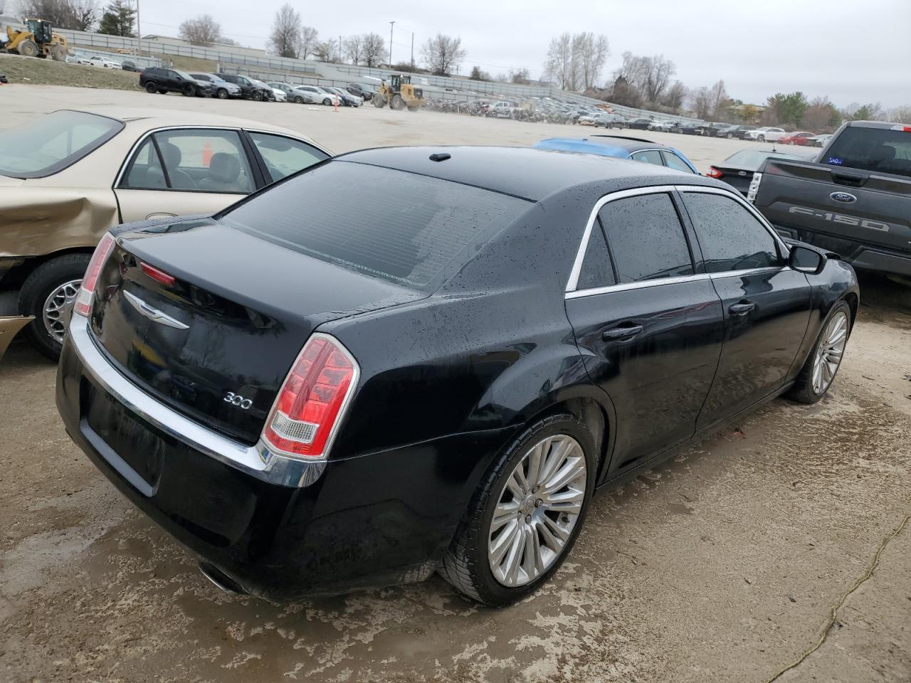 Photo 2 VIN: 2C3CCAAG1DH509395 - CHRYSLER 300 