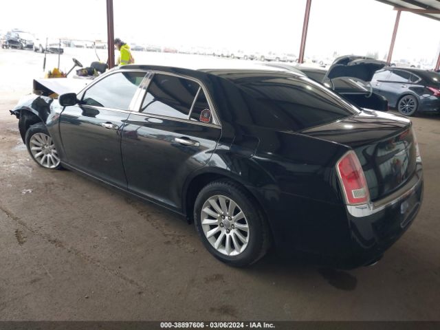 Photo 2 VIN: 2C3CCAAG1DH600358 - CHRYSLER 300 