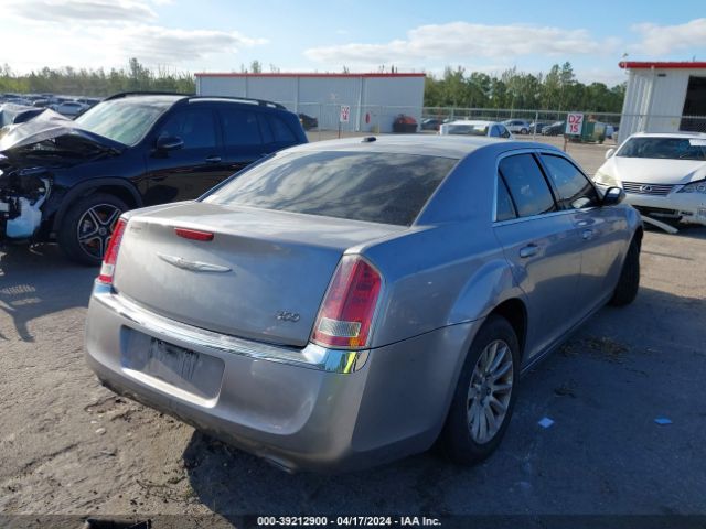 Photo 3 VIN: 2C3CCAAG1EH127742 - CHRYSLER 300 