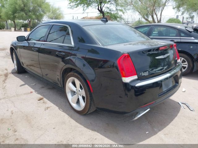 Photo 2 VIN: 2C3CCAAG1FH867907 - CHRYSLER 300 