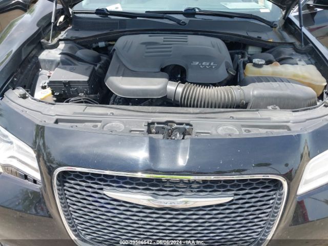 Photo 9 VIN: 2C3CCAAG1FH867907 - CHRYSLER 300 