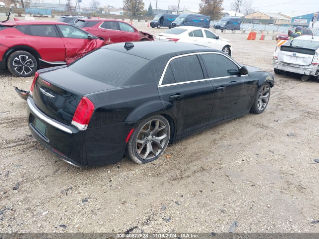 Photo 3 VIN: 2C3CCAAG1FH921352 - CHRYSLER 300 