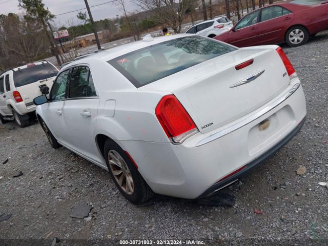 Photo 2 VIN: 2C3CCAAG1FH930312 - CHRYSLER 300 