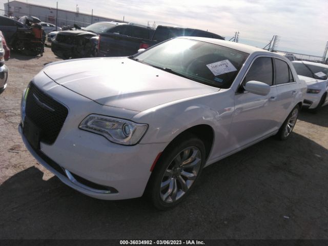 Photo 1 VIN: 2C3CCAAG1HH577427 - CHRYSLER 300 