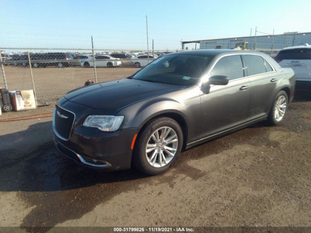 Photo 1 VIN: 2C3CCAAG1JH137603 - CHRYSLER 300 