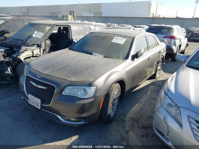 Photo 1 VIN: 2C3CCAAG1JH140369 - CHRYSLER 300 