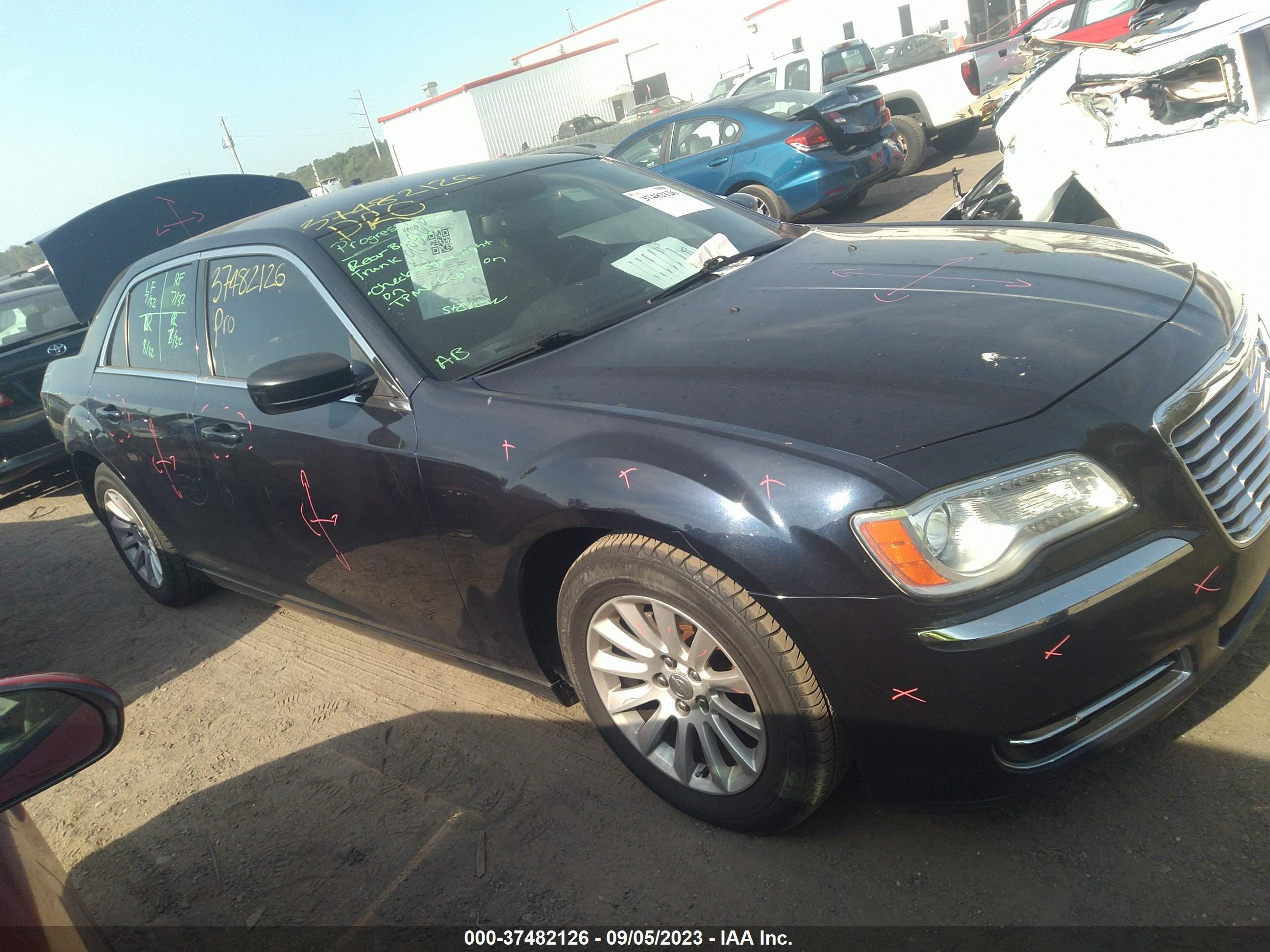 Photo 0 VIN: 2C3CCAAG2CH251743 - CHRYSLER 300 