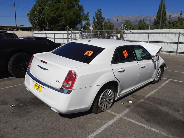 Photo 3 VIN: 2C3CCAAG2DH588415 - CHRYSLER 300 